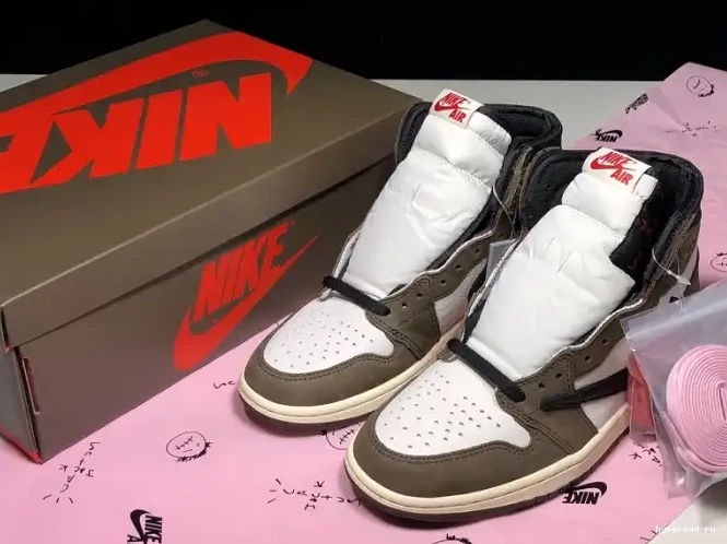 x OG Jordan 1 CD4487 'Mocha' - Scott High 100 Retro Travis Air 0420